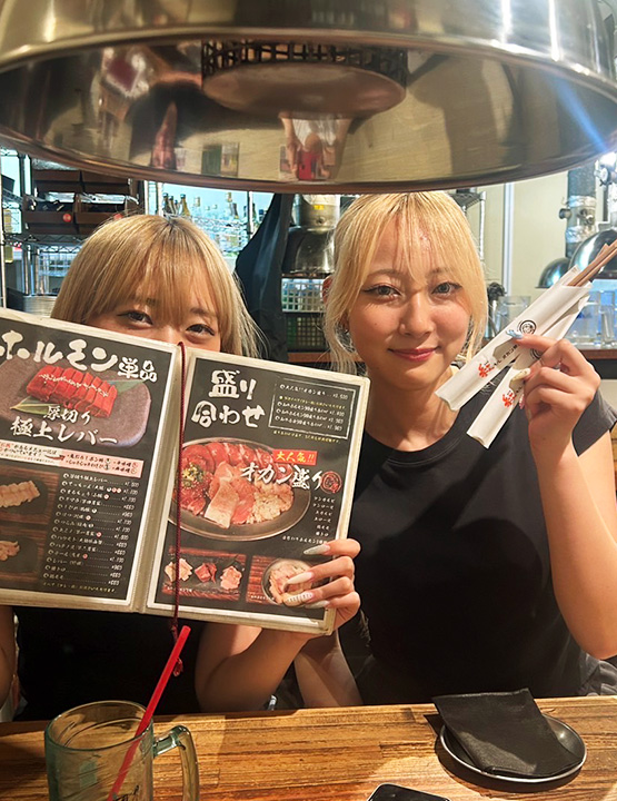 オカン焼肉 紅ちゃん西口店アルバイト / キッチン担当
